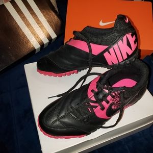 Nike - Soccer indoor shoes